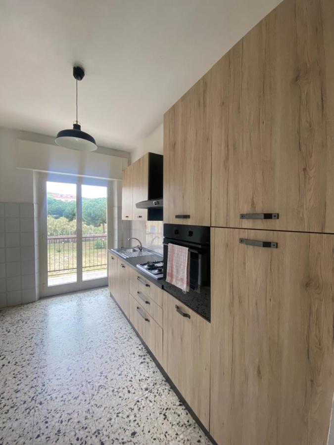 Appartamento Centrale Santa Marinella Buitenkant foto
