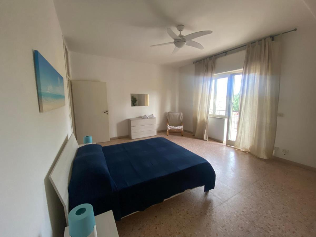Appartamento Centrale Santa Marinella Buitenkant foto