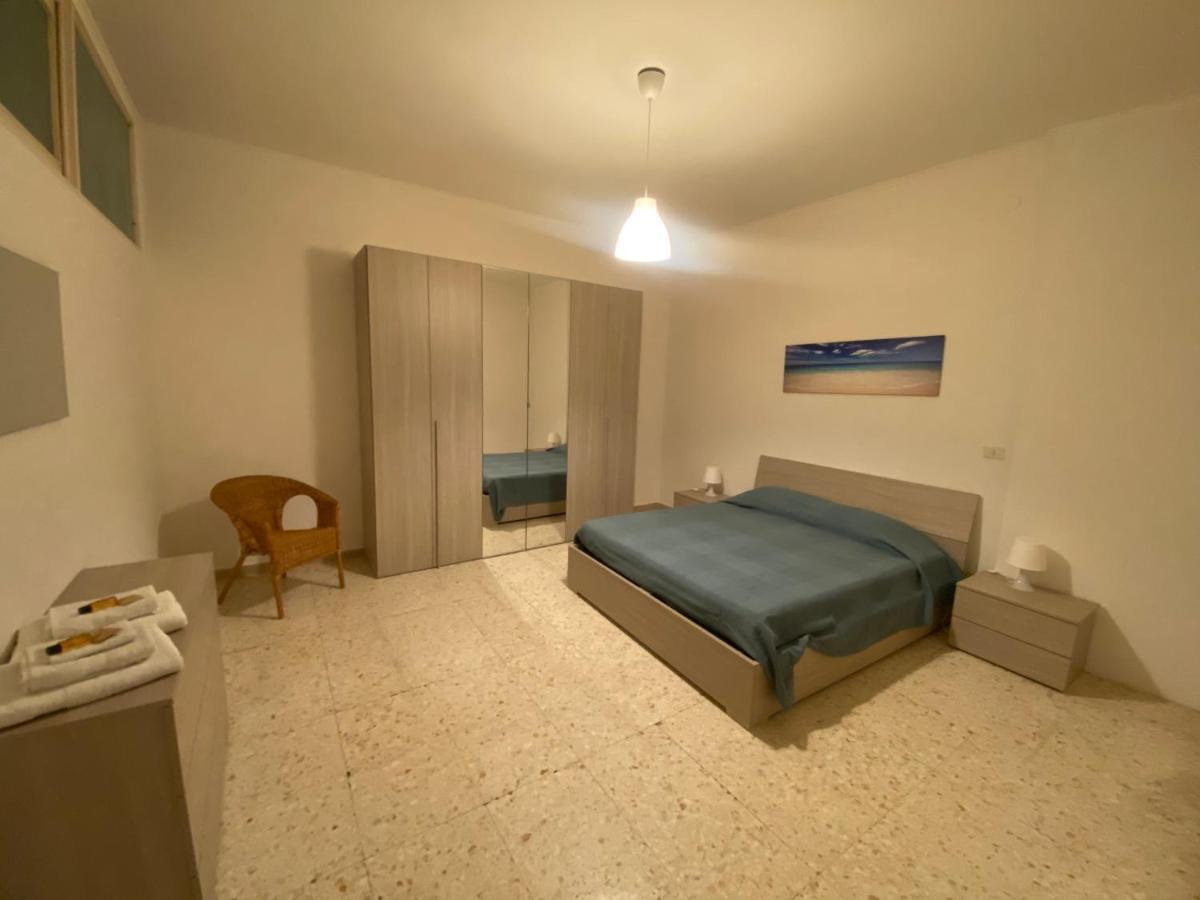 Appartamento Centrale Santa Marinella Buitenkant foto